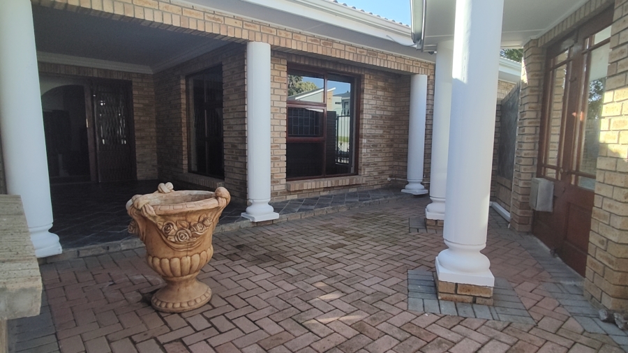 3 Bedroom Property for Sale in Kamma Heights Eastern Cape